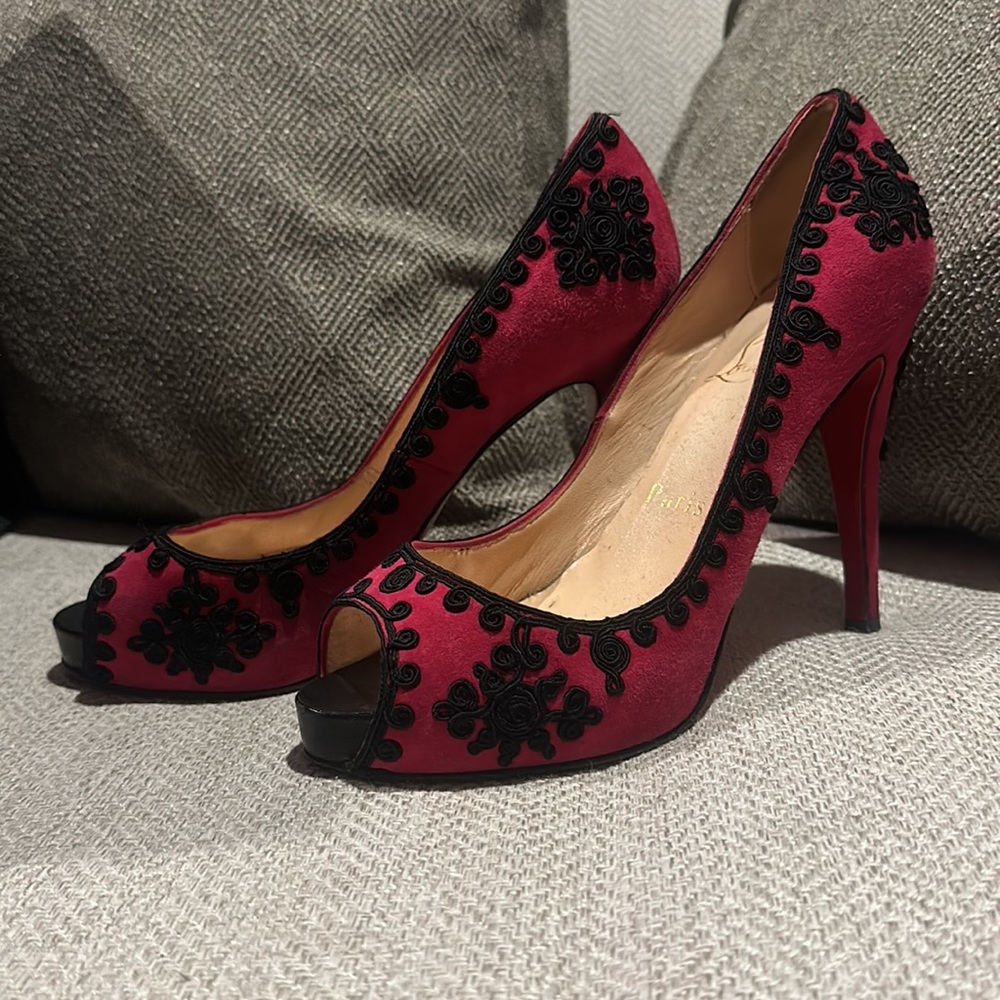 Christian Louboutin Red Suede Pumps with Black piping detail